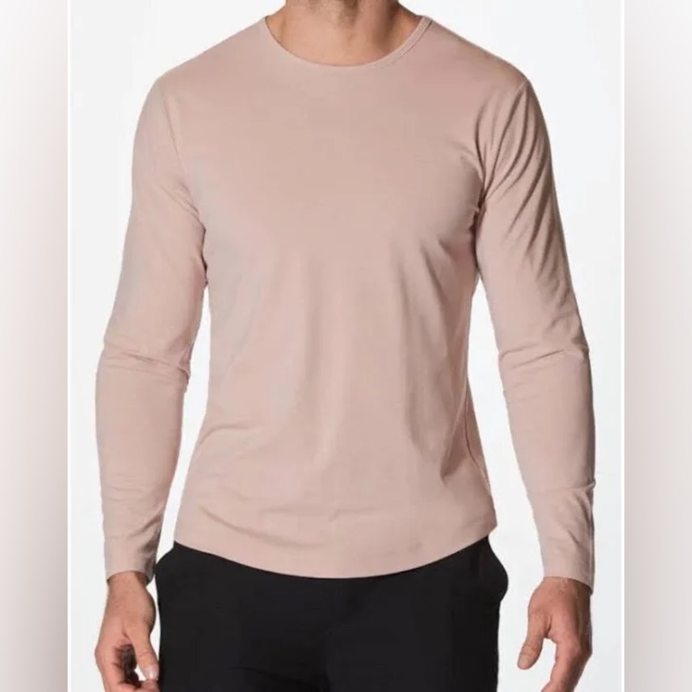 Cuts Clothing Long sleeve elongated tee
